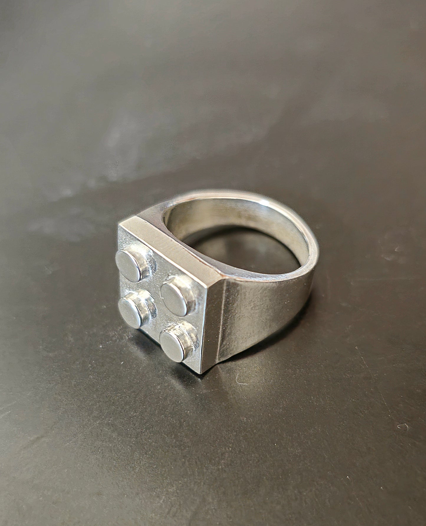 2x2 Signet Ring