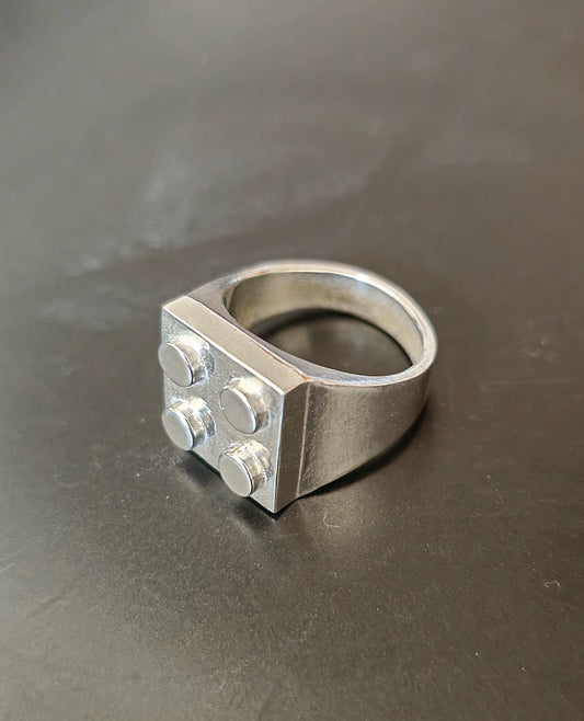 2x2 Signet Ring